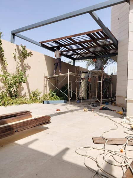 مظلات خشبية وحديدية حي السلامه