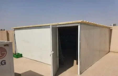 ملاحق ساندوتش بانل بجدة: حلول عصرية، عزل فائق، وسرعة في الإنجاز